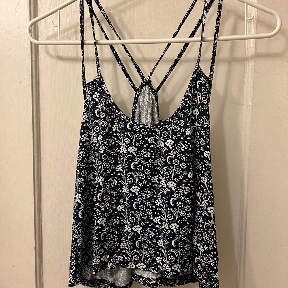 Forever 21 navy blue floral, cropped tank size small